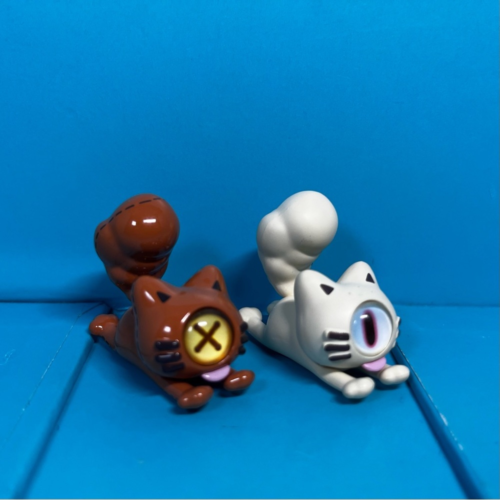 Strawberry Mousseta - Downy Pranky Paradise - 2 Miniature Cats